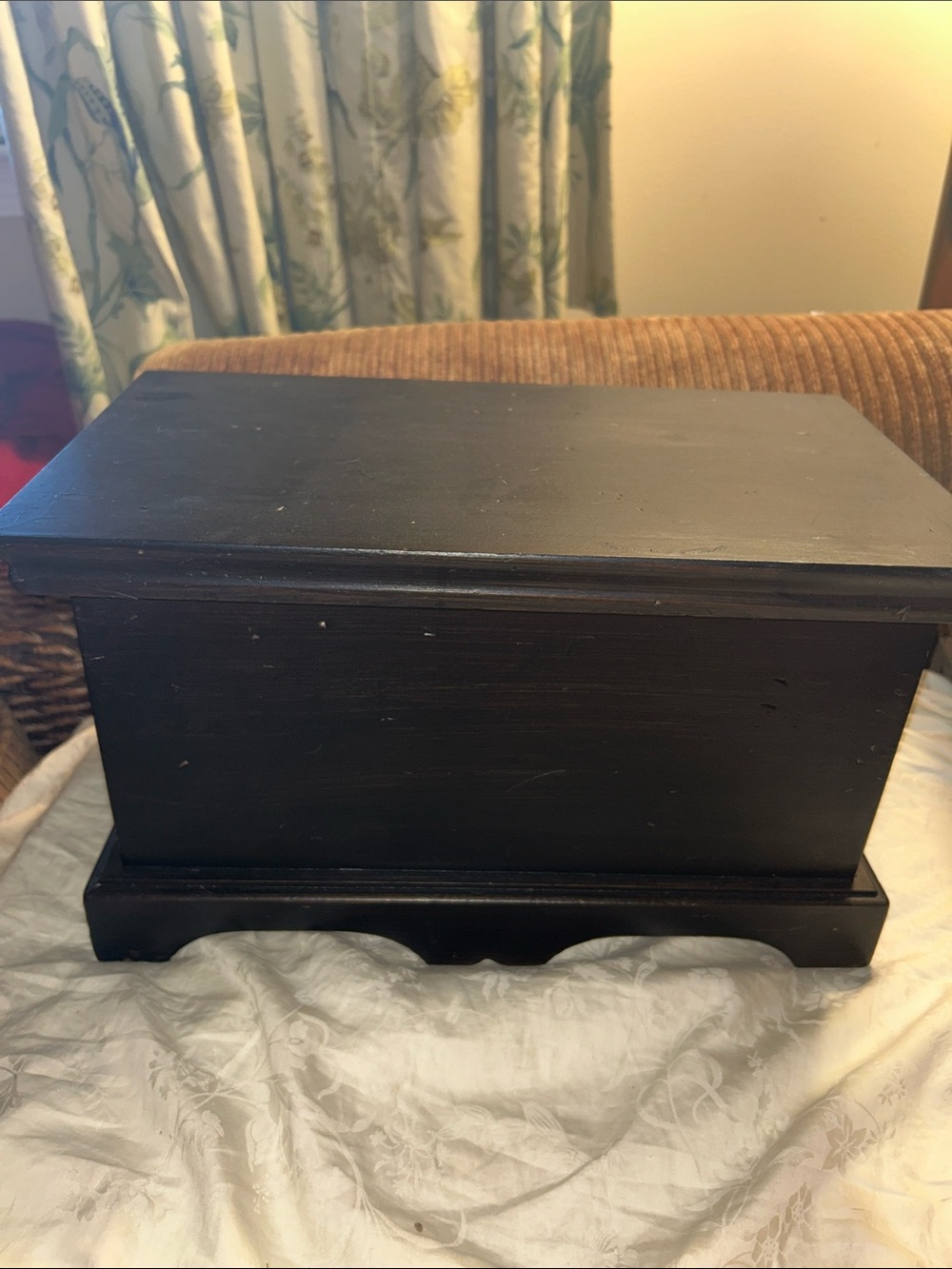 Black Painted Wooden Storage Chest with Scalloped Base - Picture 1 of 9